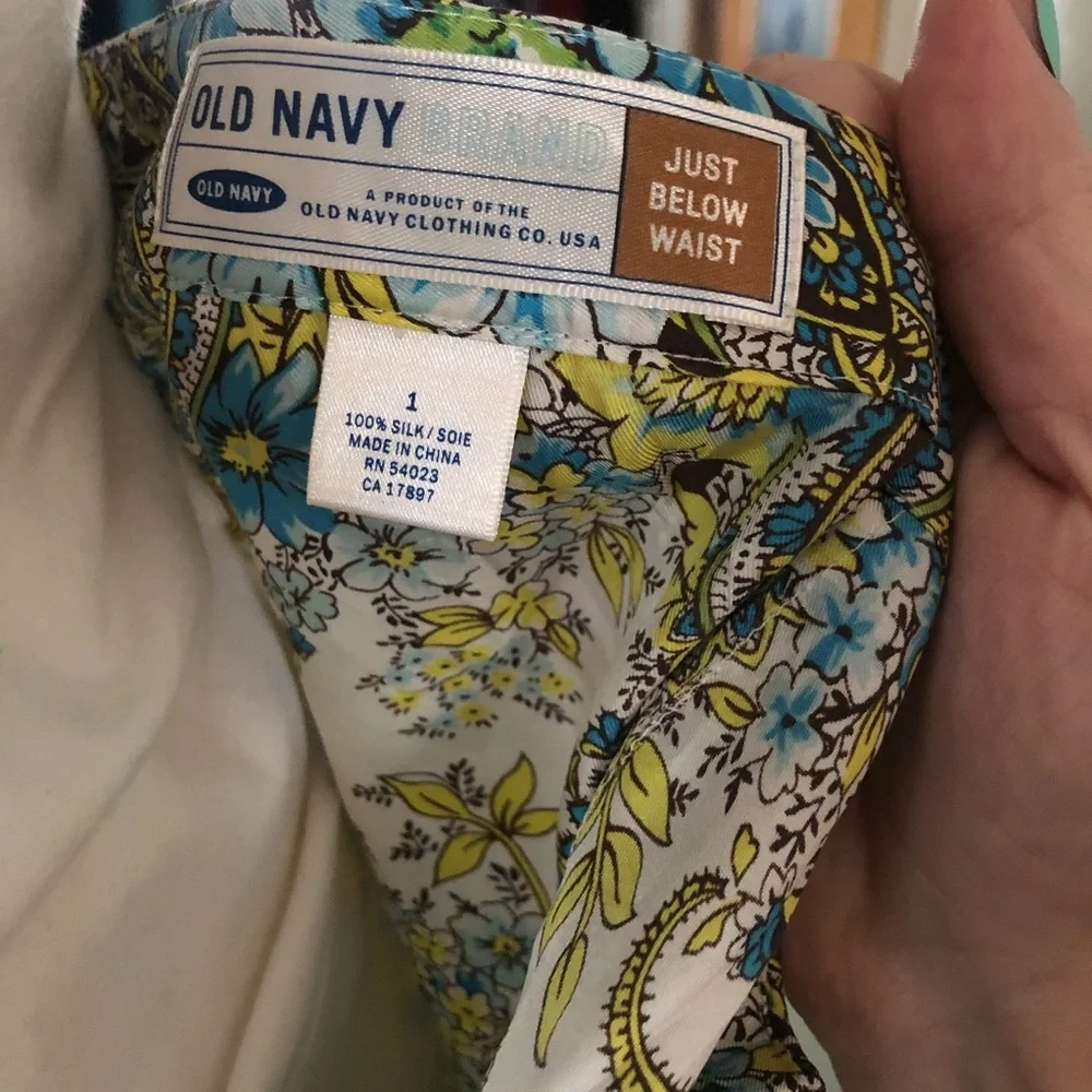 RARE Old Navy Silk Floral Skirt - Sz 1 - Picture 5 of 6